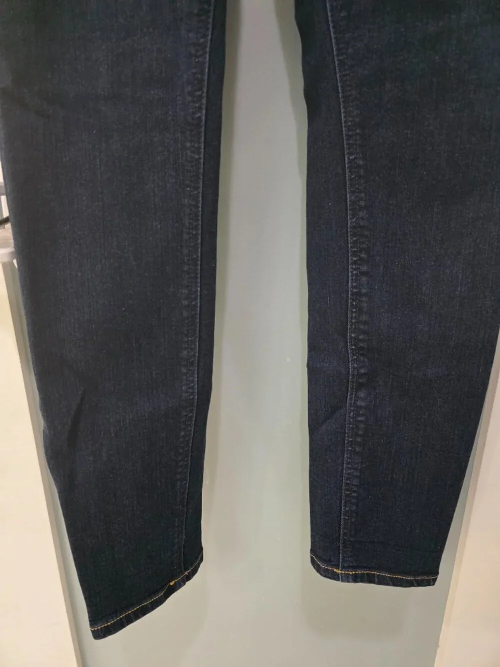 Torrid Premium Stretch Skinny Jeans | Size 16 | Dark Wash Denim - Picture 8 of 10